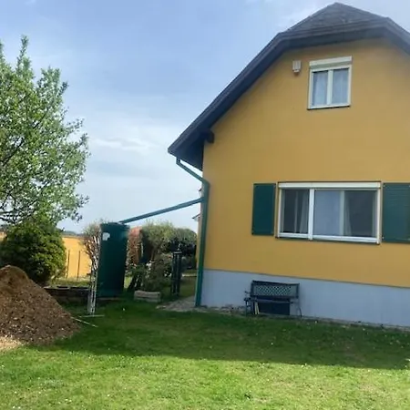 Ferienhaus Gansbach Casa de Férias *
